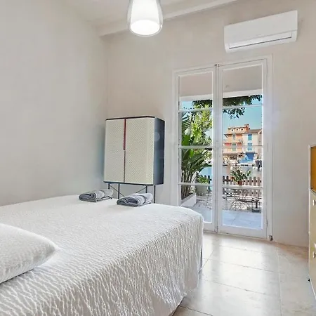 Luxueux Avec Terrase Sur La